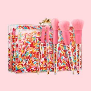 Sprinkle Pool Brush Set